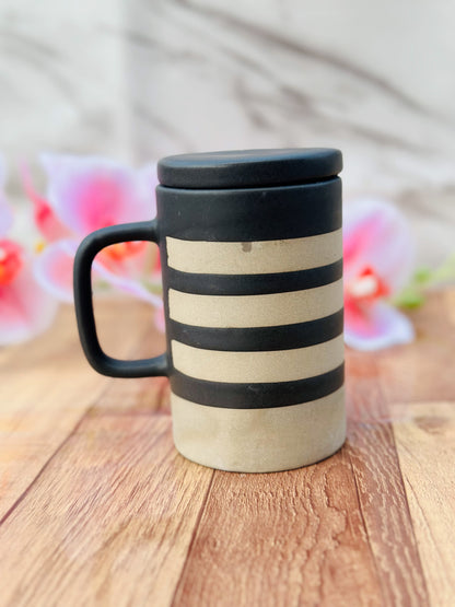 CUP WITH LID BLACK