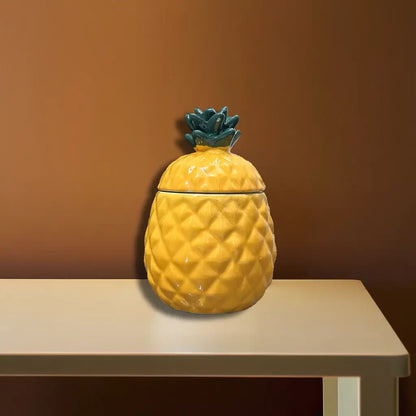 Utensil Master FOOD CONTAINER IN PINEAPPLE SHAPE